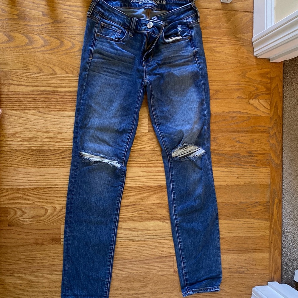 Mid rise mom jeans